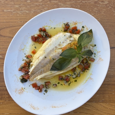 Filet de loup sauce vierge image