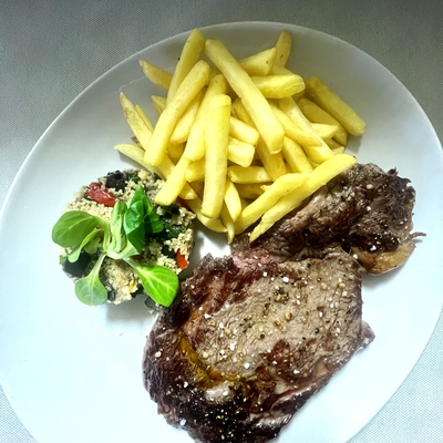 Entrecôte frites image
