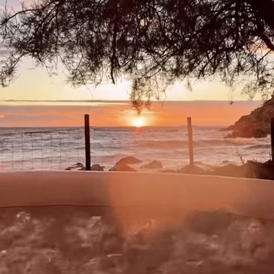 Notre jacuzzi vue sur mer image