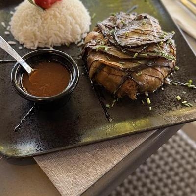 Chausson d’aubergine à l’agneau braisé et ses petits légumes image