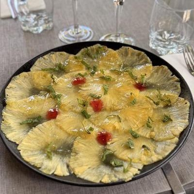 Carpaccio d ananas sirop au rhum ou sirop citron vert image