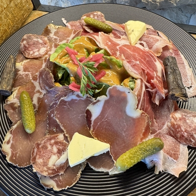Dégustation de charcuterie Corse image