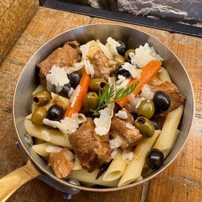 Sauté de Veau Corse aux deux olives image