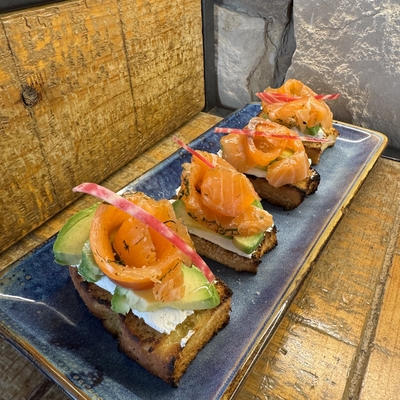 Focaccia au saumon façon avocado toast image