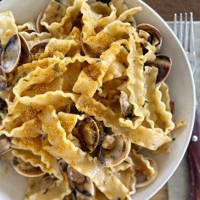 Pasta alle vongole image