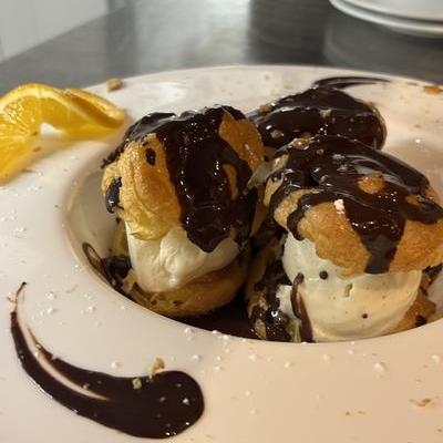 Profiteroles image