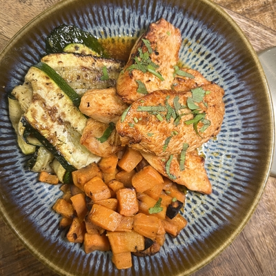 AIGUILLETTE DE POULET MARINÉ AU GINGEMBRE & CITRON CONFIT image