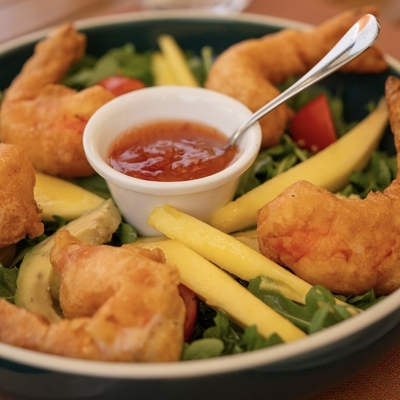Salade  Mango & Gambas tempura image