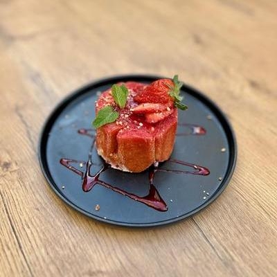 Charlotte aux fraises image