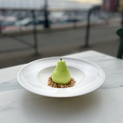 Poire trompe l'oeil image