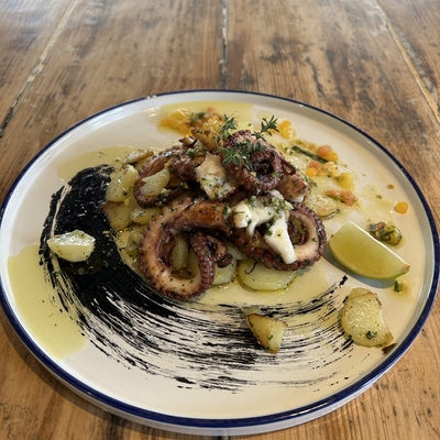 Tentacules de Poulpe sauce vierge image
