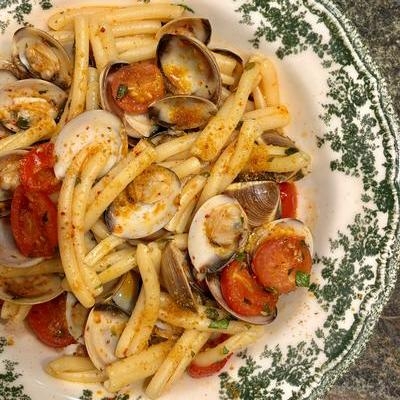 Pasta alle vongole image