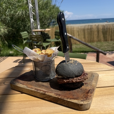 Burger de pain noir image
