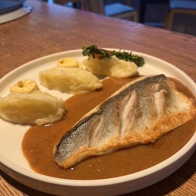 loup de Méditerranée rôti image