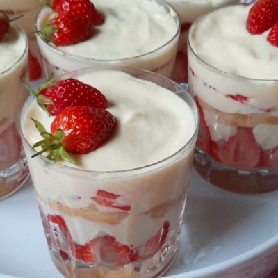 Tiramisu fraise image