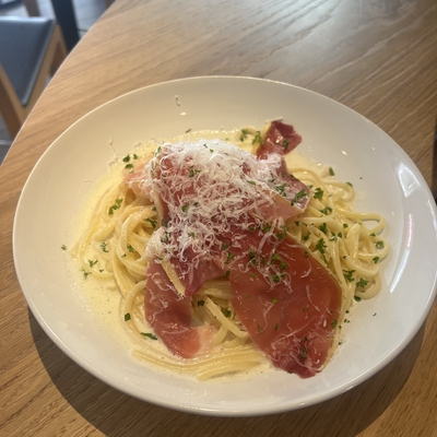 Linguine à la crème de parmesan & jambon corse image