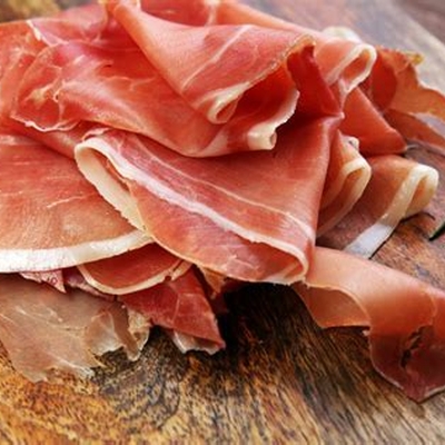Assiette de jambon cru italien en chiffonnade image