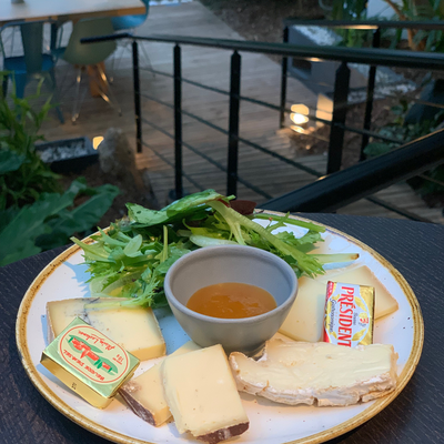 Assiette de fromages image