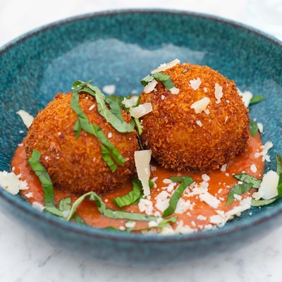Arancini, sauce tomate & basilic image