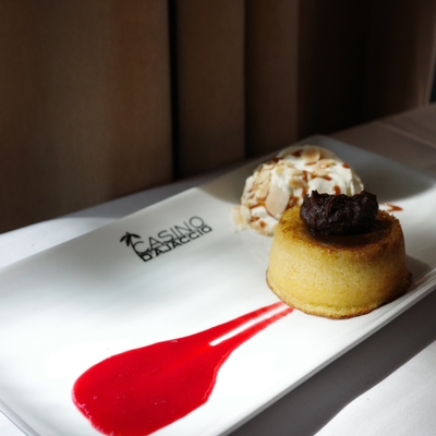 Mi-cuit au chocolat blanc, cœur Nuciola image