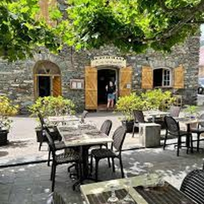 La Place image