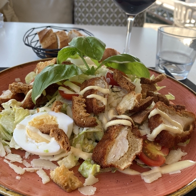 SALADE CÉSAR AU POULET image