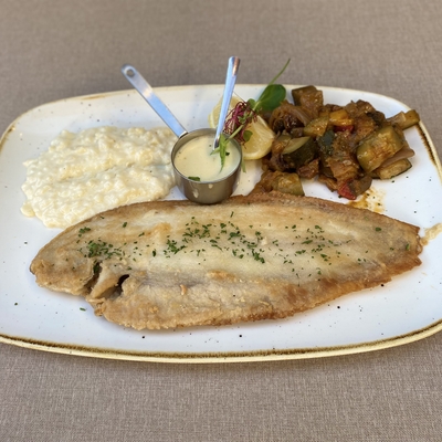 SOLE MEUNIÈRE, Beurre Blanc image