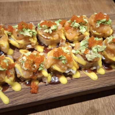 Salmon dream rolls image