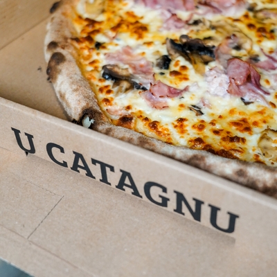 Découvrez nos pizzas à emporter image