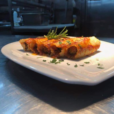 CANNELLONI A LA VIANDE image