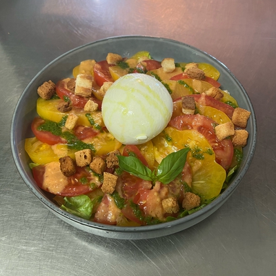 Salade de tomates et Burrata image