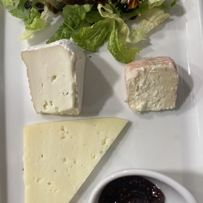 Assiette de fromages Corses image