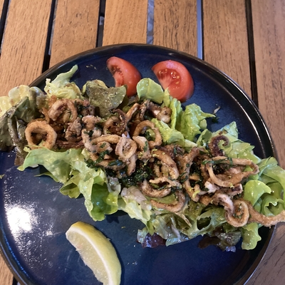 Calamar sauté en salade image