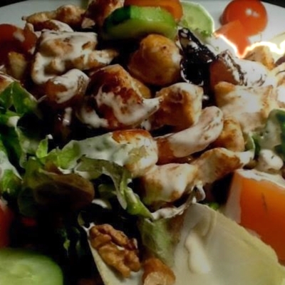 Salade poêlée de poulet & Fruits secs image