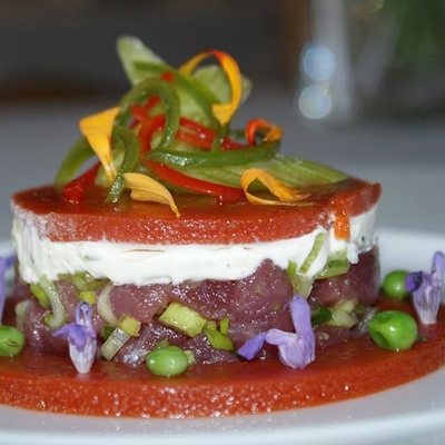 tartare de thon en gelee de tomate image