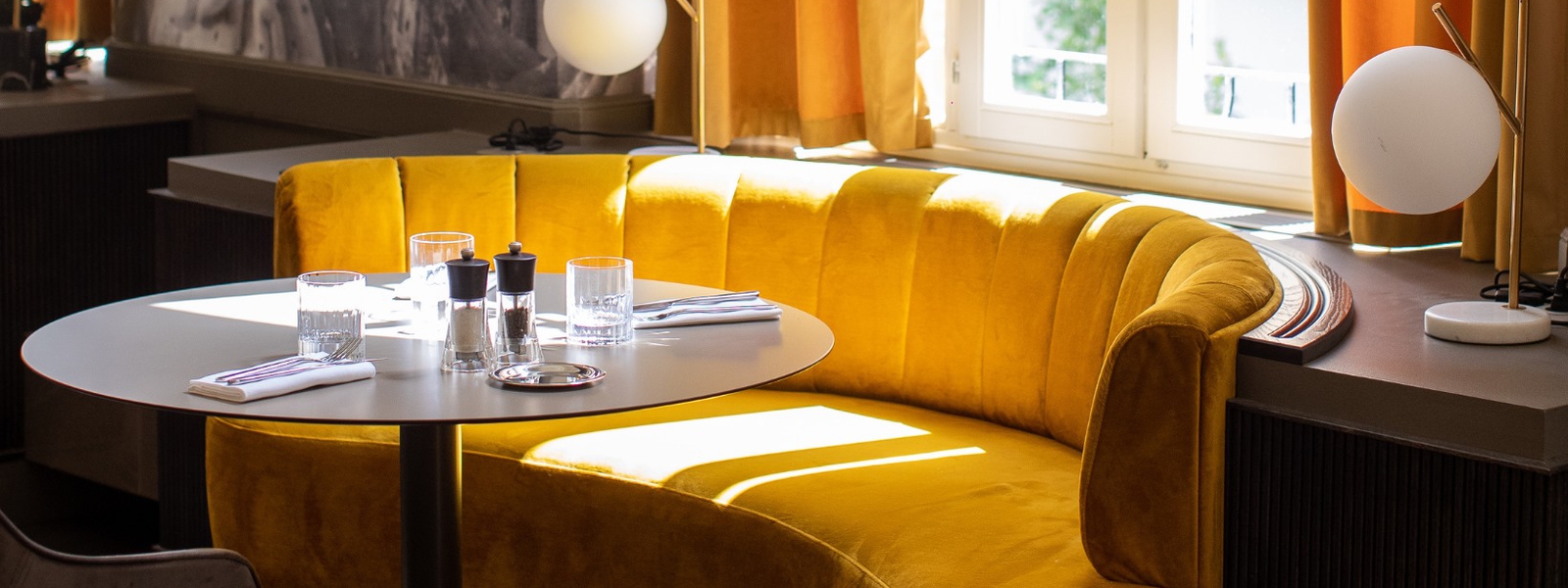 Grand Café Napoléon image header