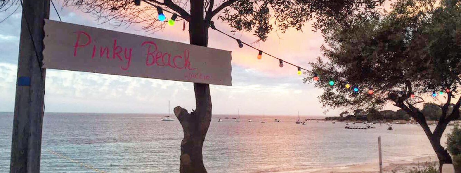 Le Pinky Beach image header