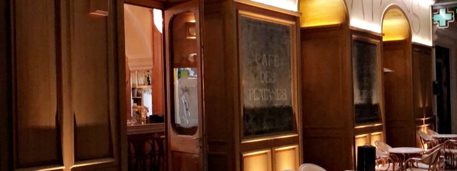 Café des Platanes image header