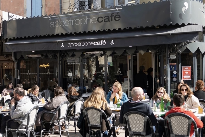L’Apostrophe Café image header