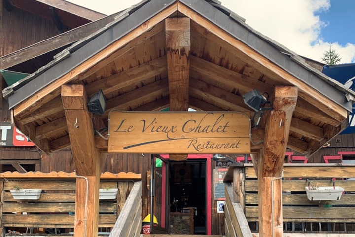 Le Vieux Chalet image header